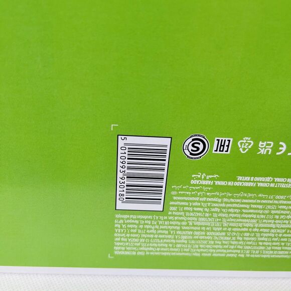 Hasbro Peppa Pig Peppa's Beach Campervan Peppa, George, Mummy & Daddy Pig 2022 - Picture 5 of 9